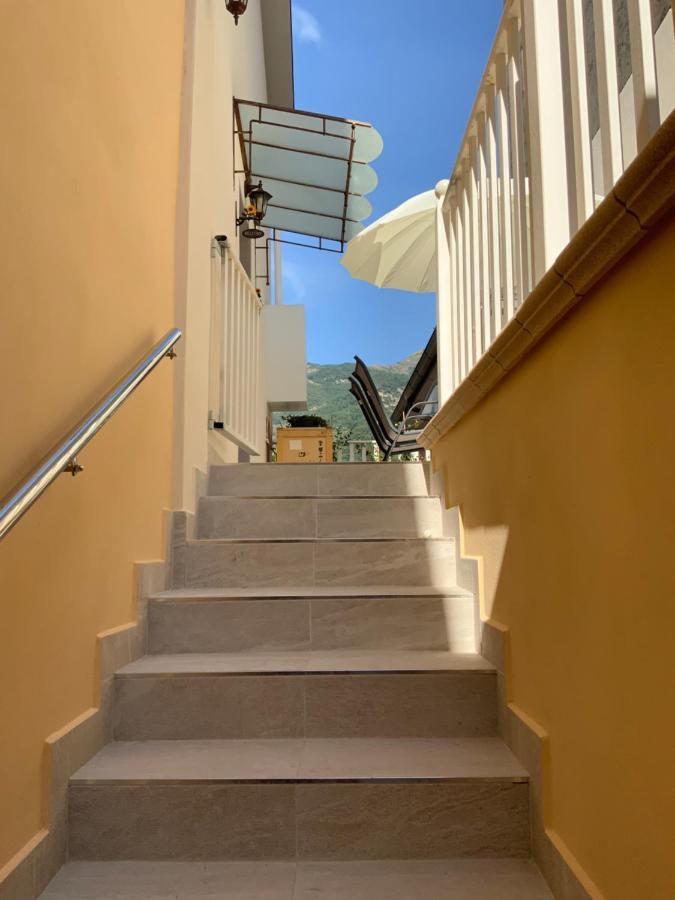 Casa La Wanda - Camaiore Toscana - 2 Bedroom & Terrace Bagian luar foto